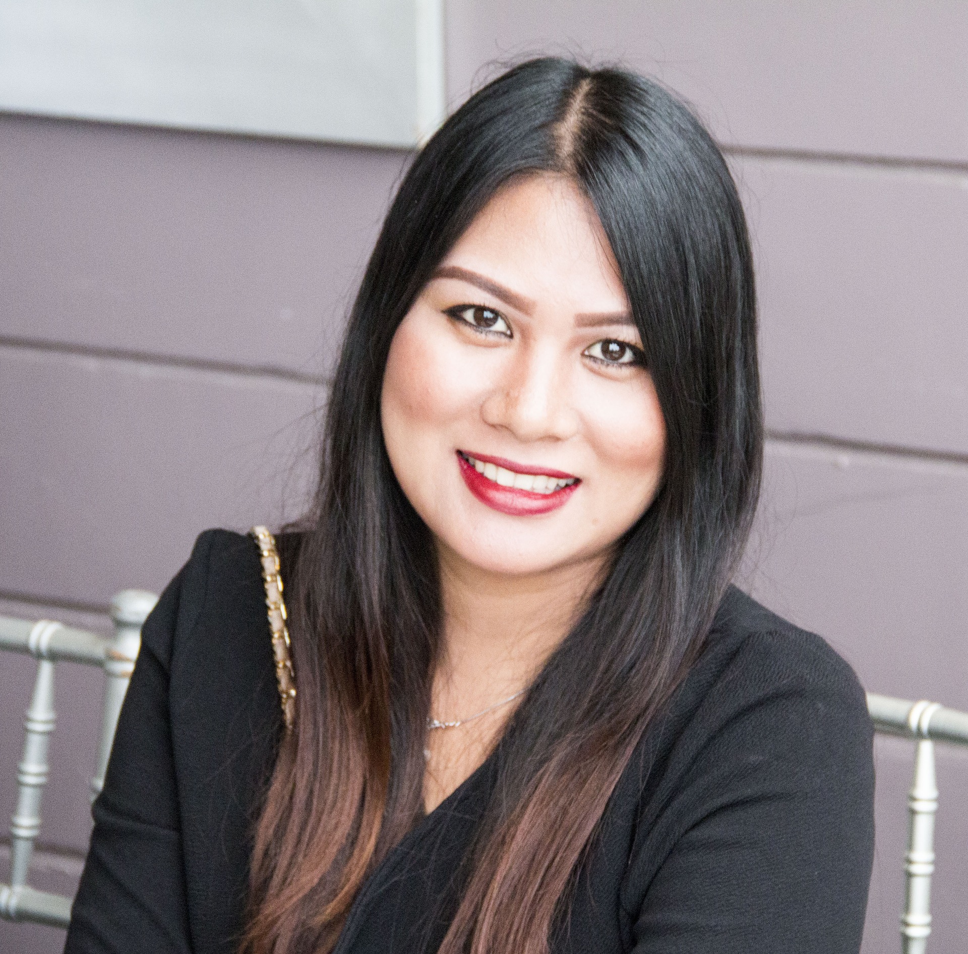 Photograph of Carolyn Abrams.